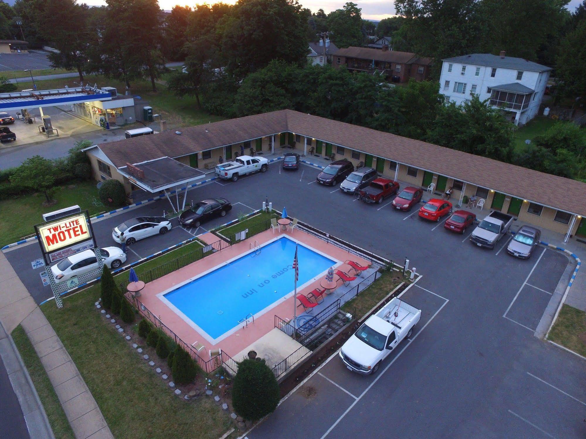 Twi-Lite Inn Front Royal Extérieur photo